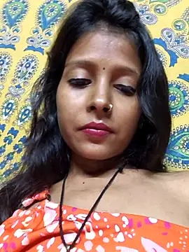 Gud_girl_Nilu webcam