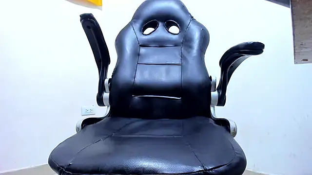 miss_bigcockts webcam