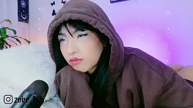 cuteezoe webcam