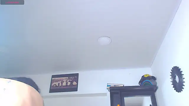 Vicky_hotmilf webcam