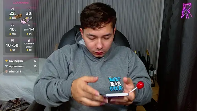 Julian_Smith21 webcam