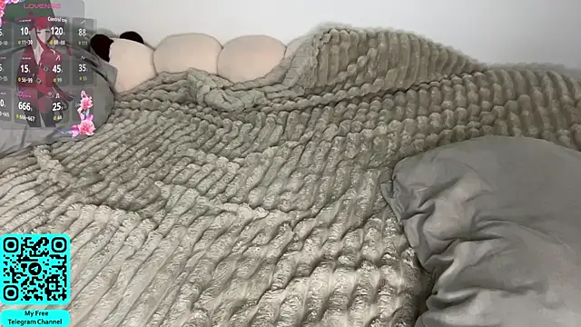 MadalynNosel webcam