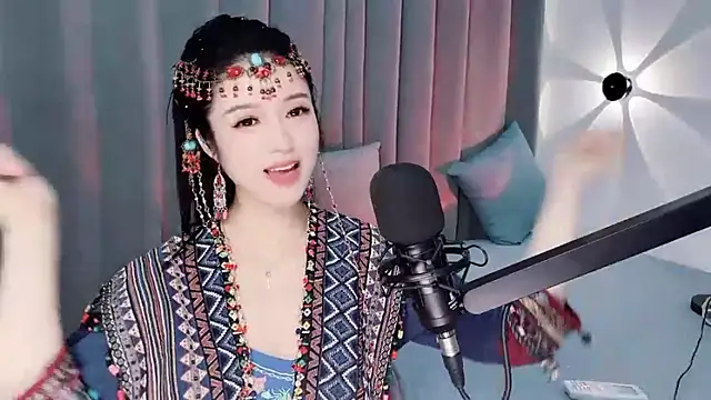 Momo-Wow webcam