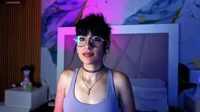 Dakota_Blackl webcam