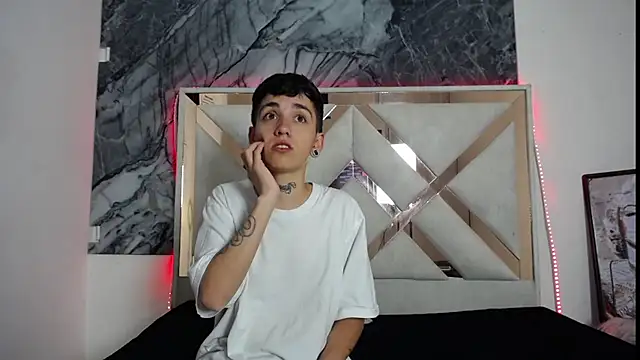 isayalanhotcs webcam