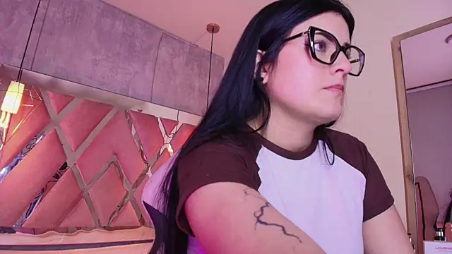 Aria_Mooon_ webcam