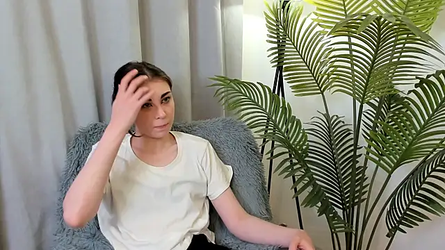 LauraleeSadiq webcam