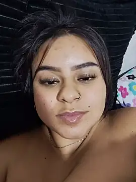 Sexxxy_Lau Live Web Cam Show