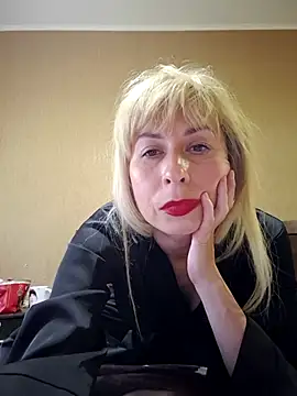 SelinaLovqx webcam