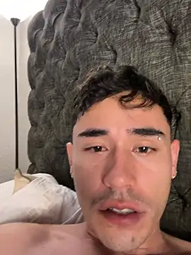 Adam_Grey webcam