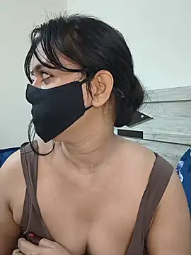 HeartlessGirl webcam