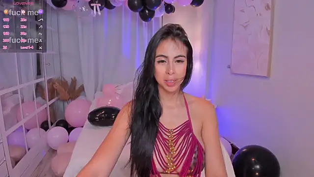 LeahJones_ webcam