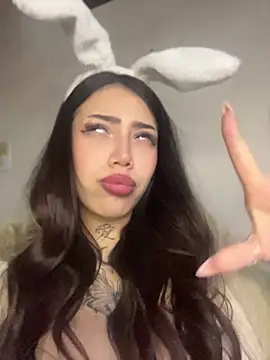 AshleyWinslow webcam