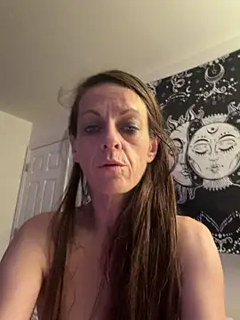 DavinaRay's Live Chat Room