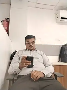 Desi_Lodo_Gujju_Boy webcam