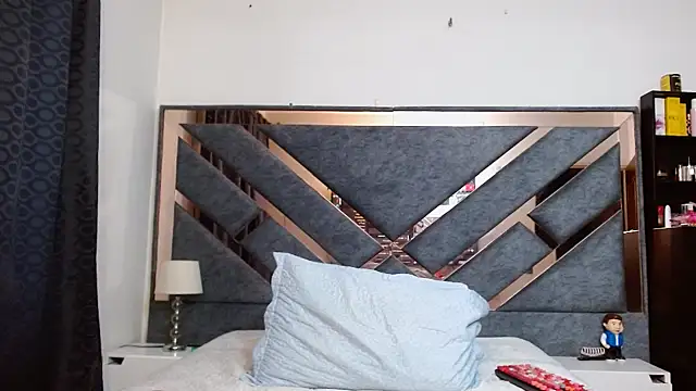 KarlaTesg webcam