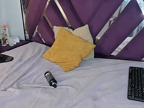 kiaraht webcam