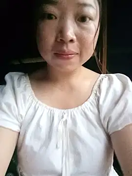julybe webcam