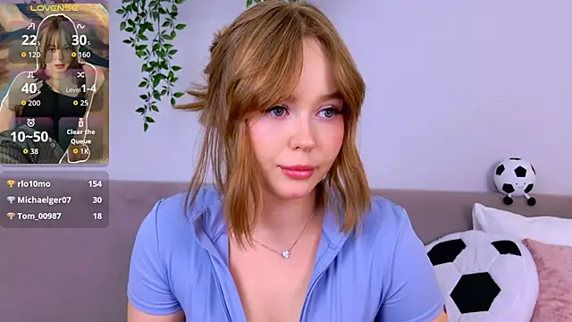 Live sex cam of ElaraVance