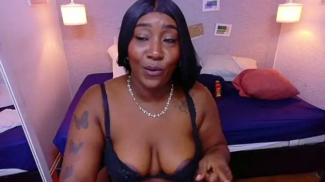 kiara_evanss webcam