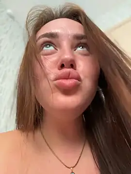 KiraSunshine webcam