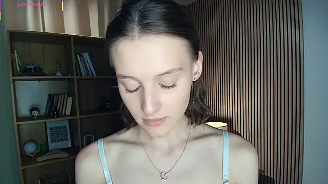 LianneBynon webcam