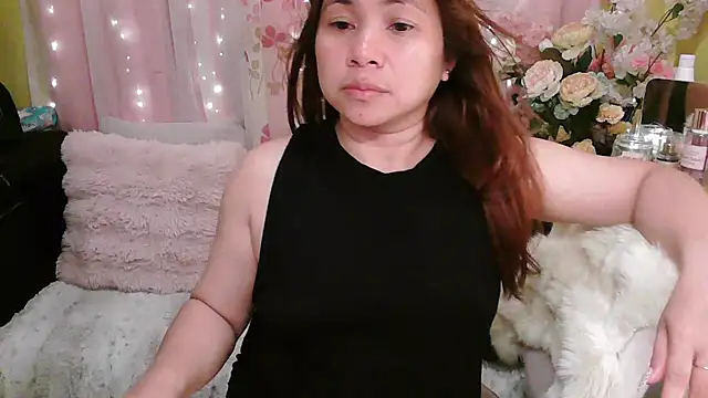 OhmyPinay webcam