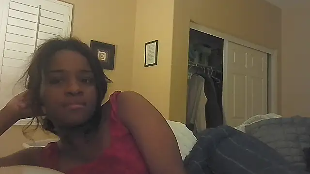 Marlowlovee webcam