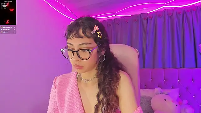 Sarah_Moon1 webcam