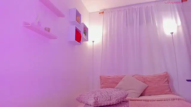 Aishapeyton_ webcam