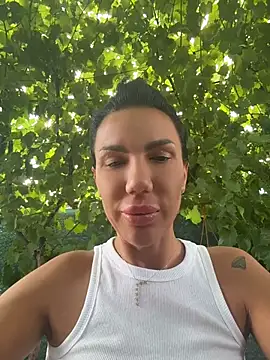 SelineVelvet webcam