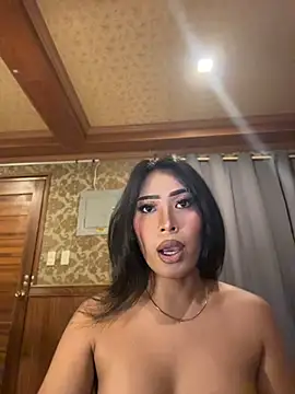 hugecock_tamira Live Web Cam Show