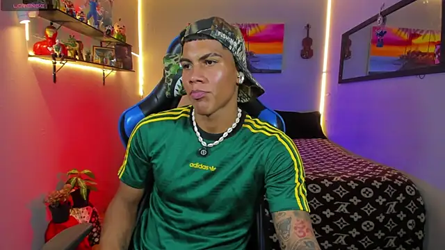 Damian_latinxxx live cam on StripChat