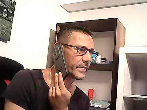 mastercharisma35 webcam
