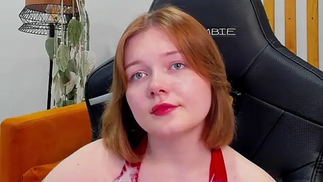 ElinaVale webcam
