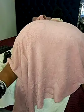 BootyCallEver webcam