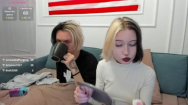 VeryRare_TwinS webcam