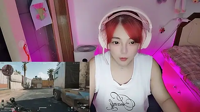 Song_99 webcam