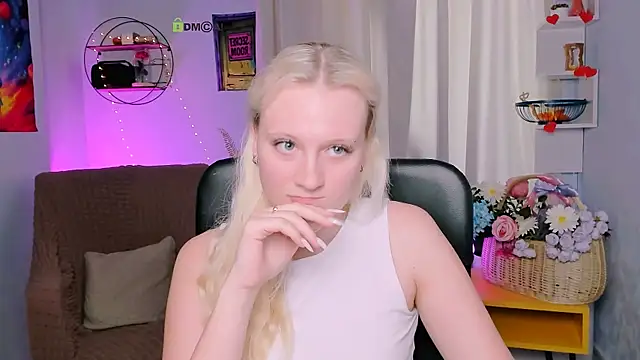 madam_uliis webcam