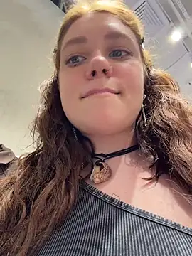 lucy-joy webcam