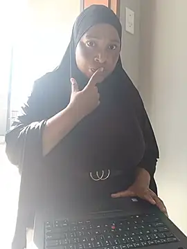 Sweetbxxx24 webcam