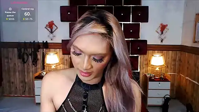 AthenaFLamia webcam