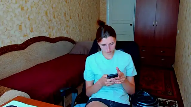 MilaShka29 webcam