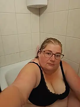 XX-LunaBliss-Xx webcam