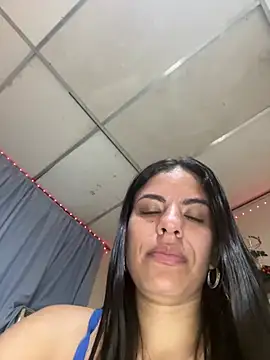 roman_and_jessie webcam