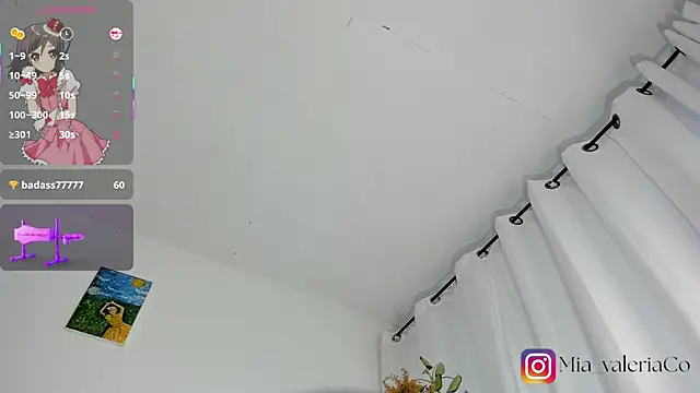 Mia-Valeria- webcam