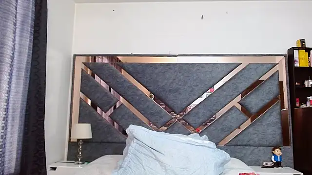 KarlaTesg webcam