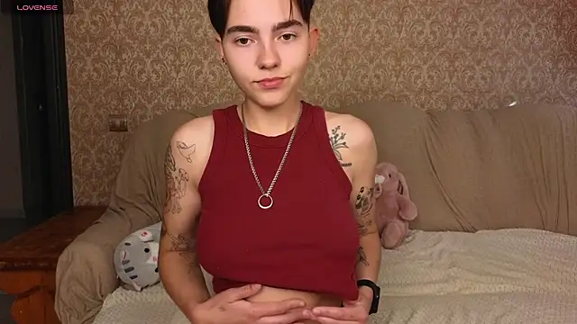 Lilihere_ webcam