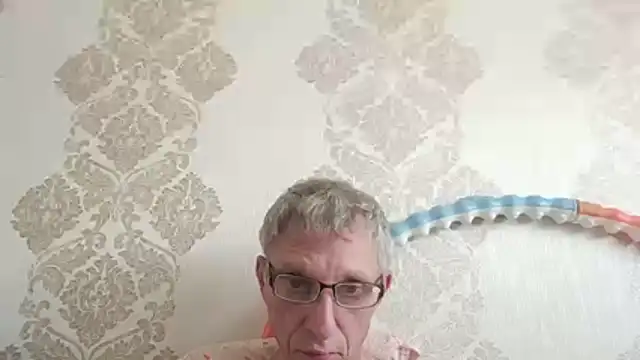 BobbyXRoyal webcam