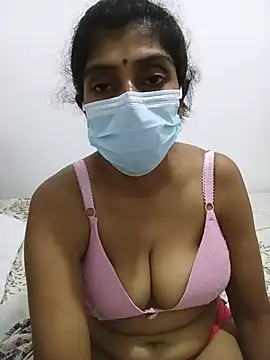 Amisha-35 webcam